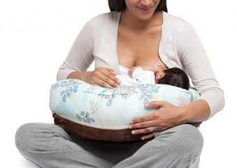 best nursing pillow