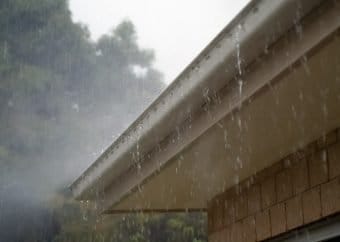 How To Install Gutter Sealant - 10 Steps To Keep Your Gutters Clean