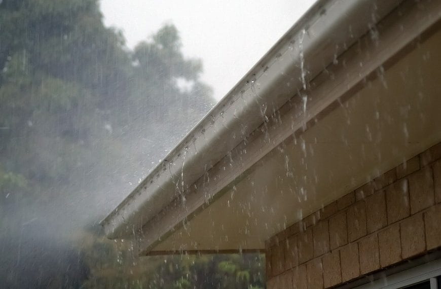 How To Install Gutter Sealant - 10 Steps To Keep Your Gutters Clean