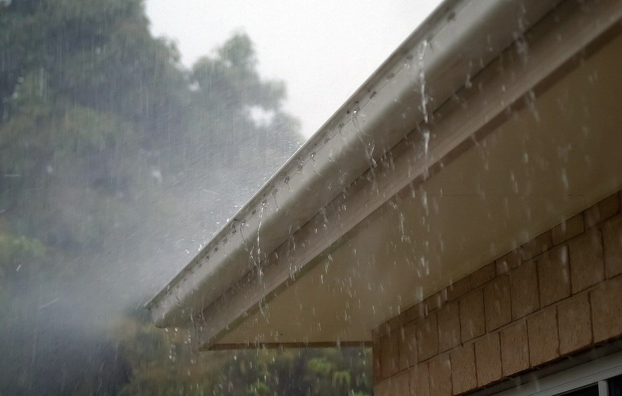 How To Install Gutter Sealant - 10 Steps To Keep Your Gutters Clean