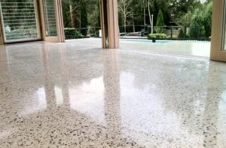 garage floor epoxy with flakes