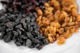 How to Soften Raisins – A Quick Guide: Softening Raisins for Baking