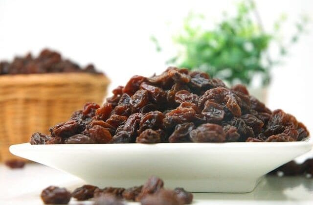 Health benefits of raisins