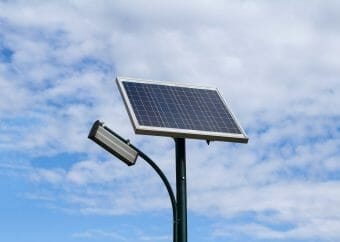 Solar LED vs. Traditional lighting system